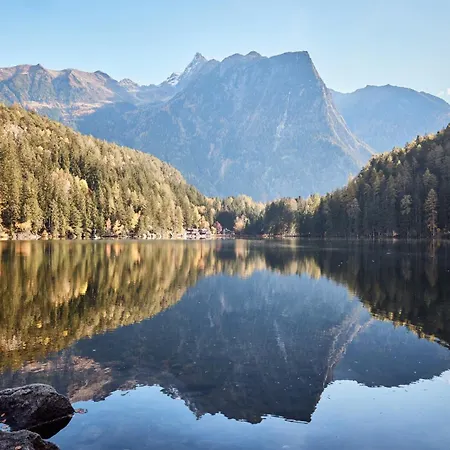 Διαμέρισμα Two