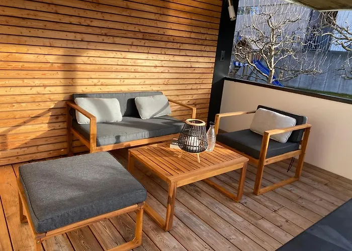 Two * Эцталь-Банхоф